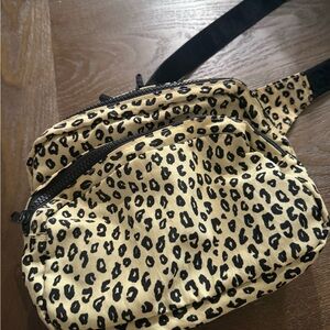 Baggu honey Leopard Fanny Bag